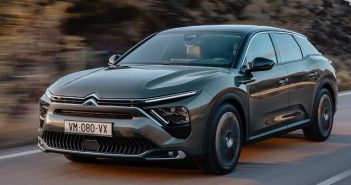 Yeni Citroen C5 X Yeni Citroen C5X